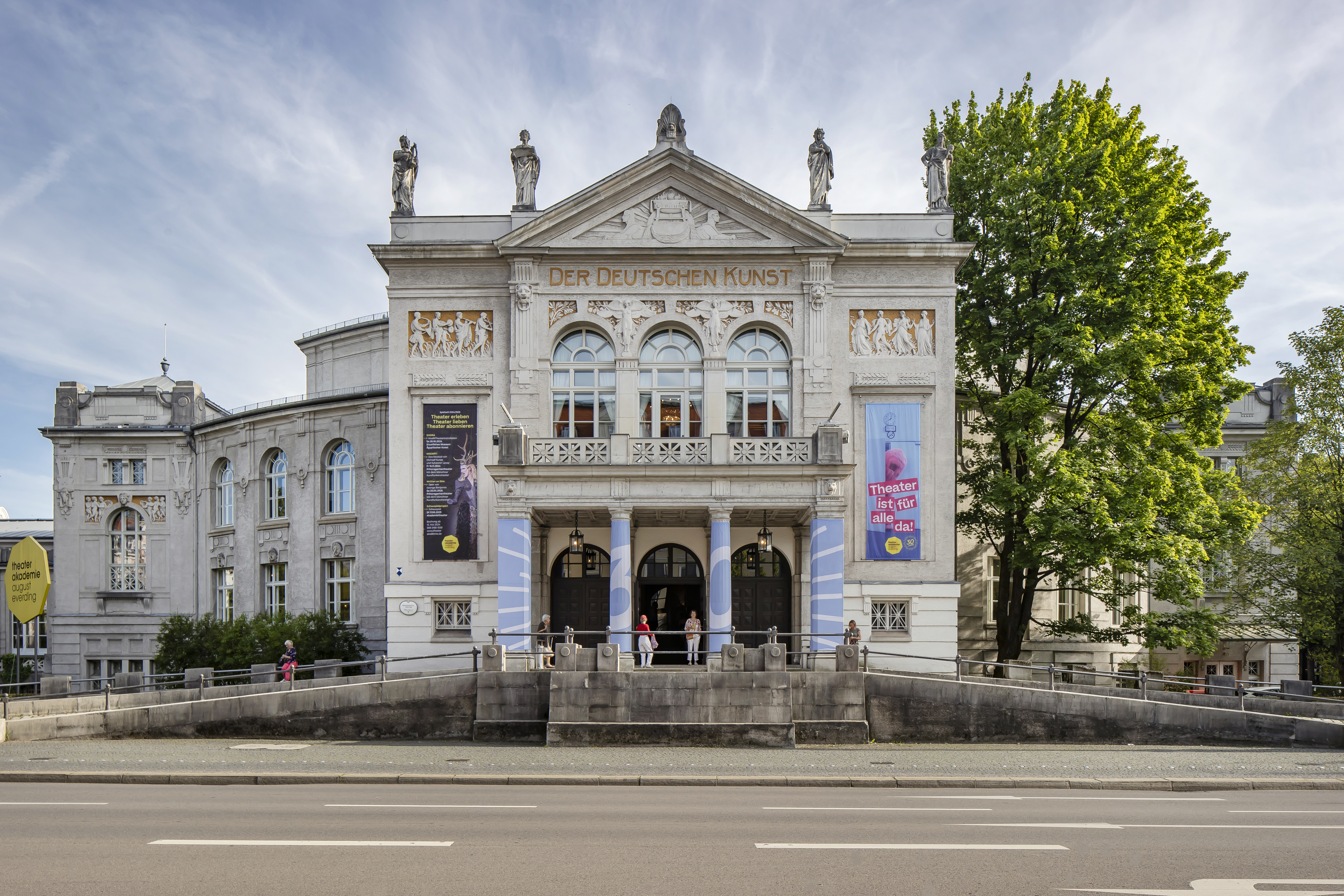 Haupteingang des Prinzregententheaters