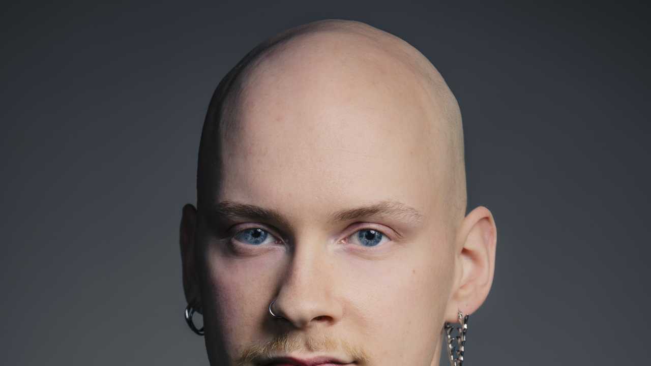 Porträtfoto Leonard Schmidt