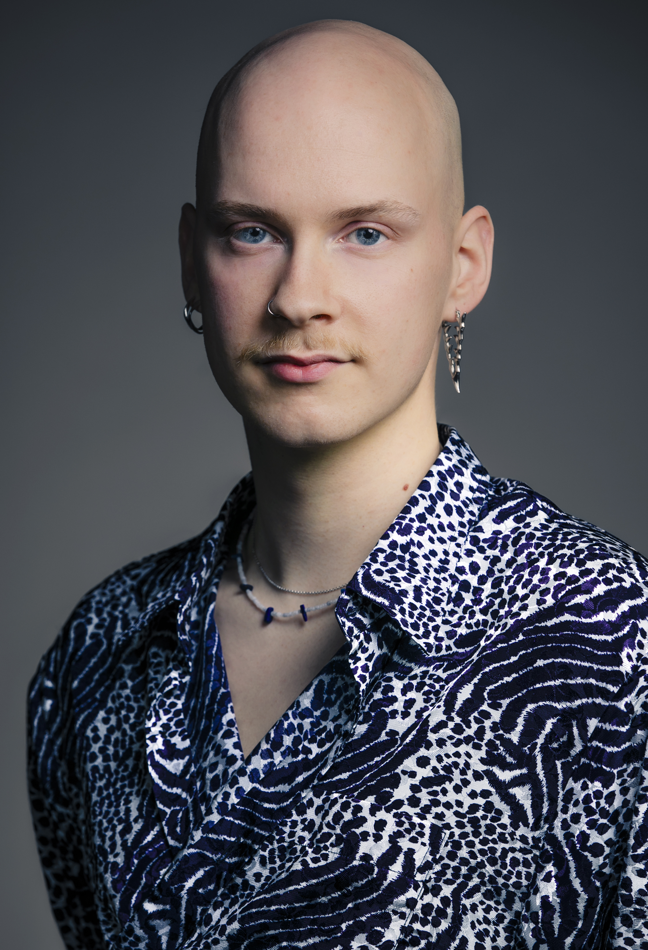 Porträtfoto Leonard Schmidt