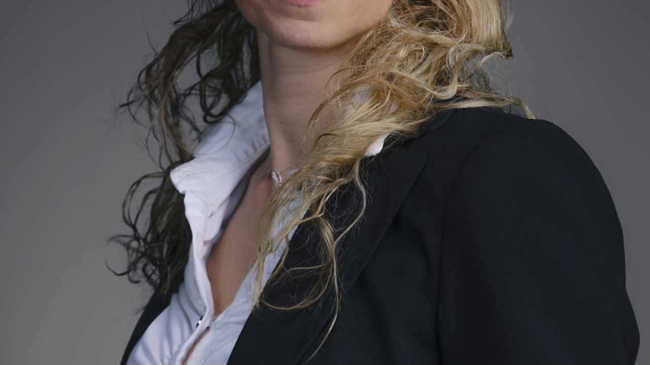 Porträtfoto Jelena Deric